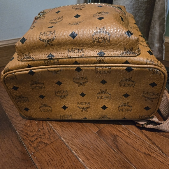 MCM Stark Visetos Small Side Studded Backpack Cognac main image 12